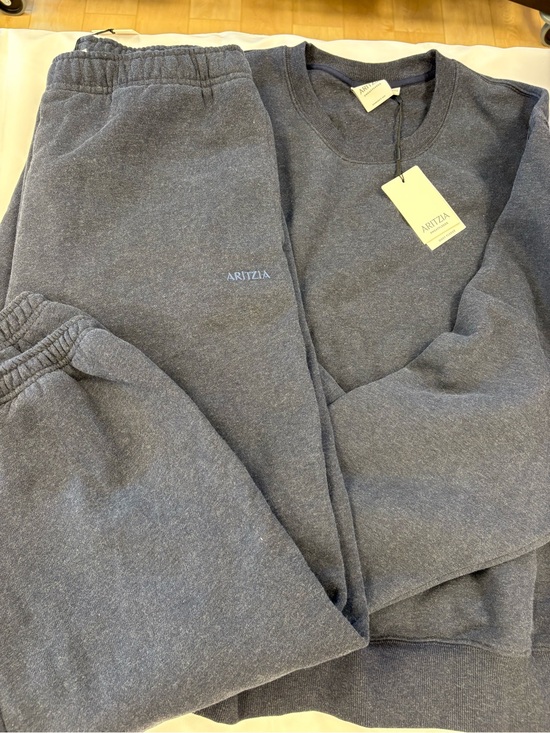 Aritzia Pants - NWT aritzia sweatfleece set